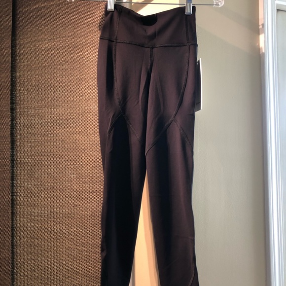 Lululemon To The Beat 24” Leggings - Picture 2 of 3